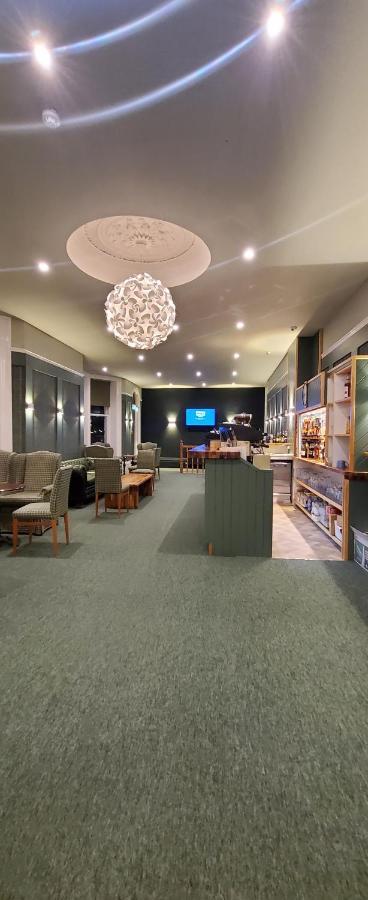 Alexandra Hotel イーストボーン エクステリア 写真
